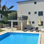 Apartamento Divine Dalmatia 2 *